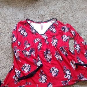 Bell sleeve floral blouse